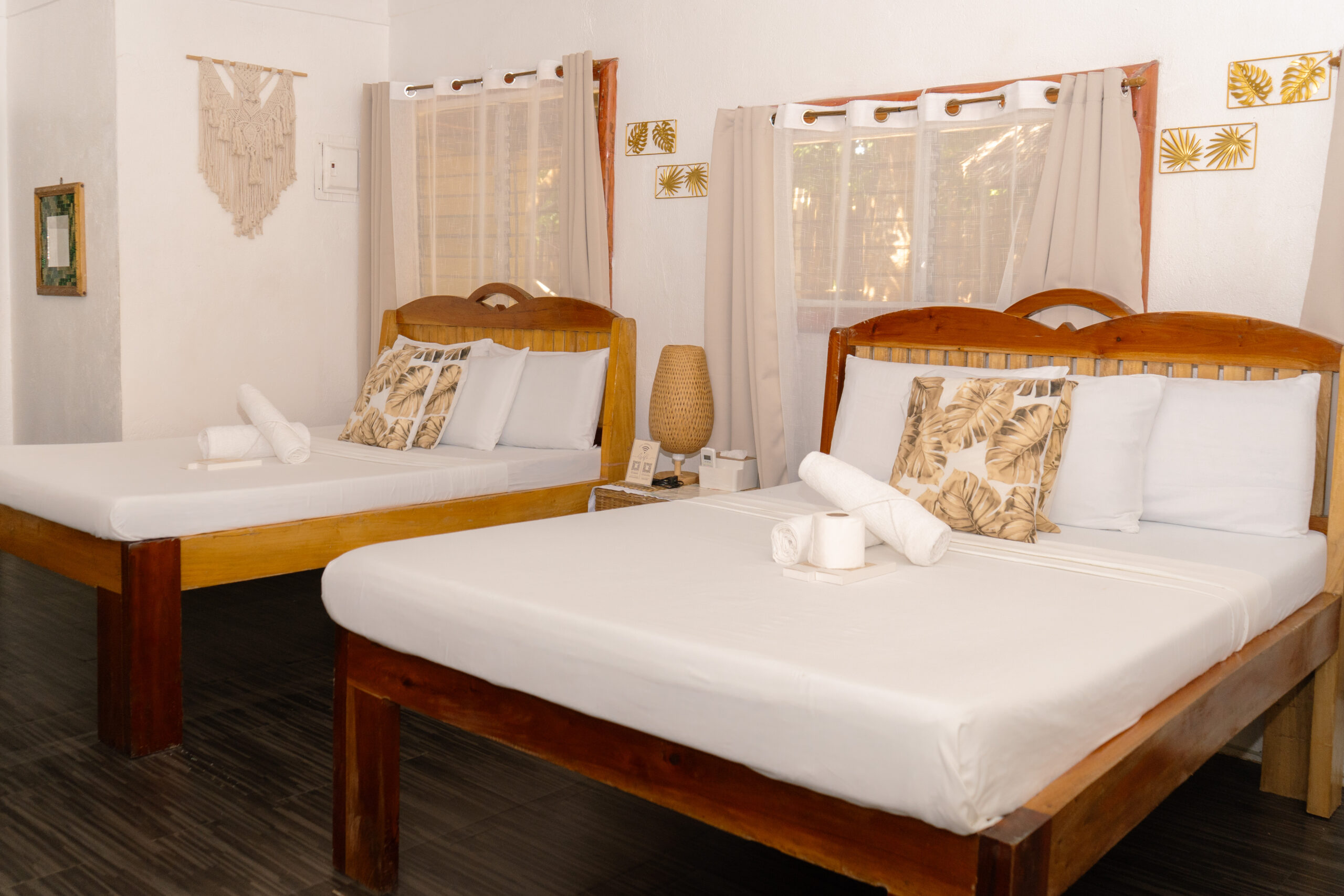 GUNITA, 2 double size bed